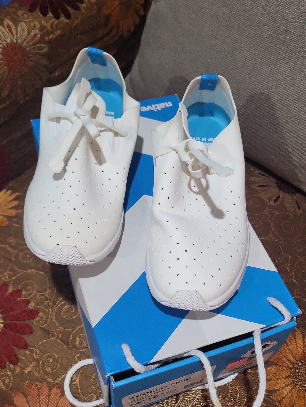 Native Apollo Moc Slip-On Sneakers in White with Blue Lining (M 4.5/W 6.5)